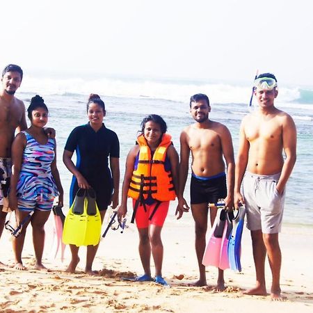 Madiha Surf House Lanka Ξενοδοχείο Ματάρα Εξωτερικό φωτογραφία