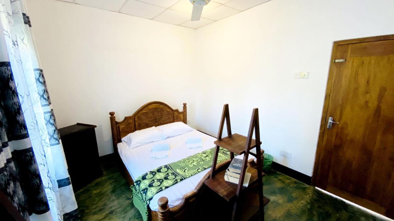 Madiha Surf House Lanka Ξενοδοχείο Ματάρα Εξωτερικό φωτογραφία