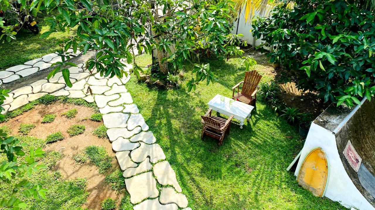 Madiha Surf House Lanka Ξενοδοχείο Ματάρα Εξωτερικό φωτογραφία