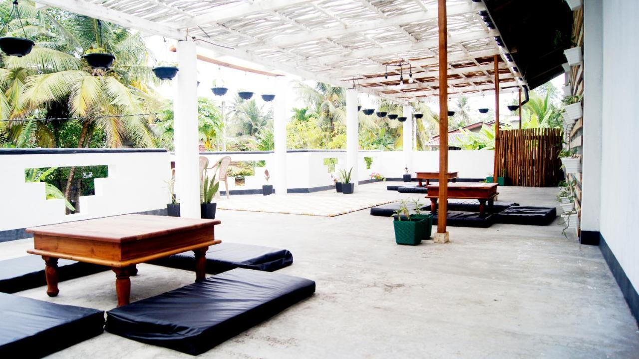 Madiha Surf House Lanka Ξενοδοχείο Ματάρα Εξωτερικό φωτογραφία
